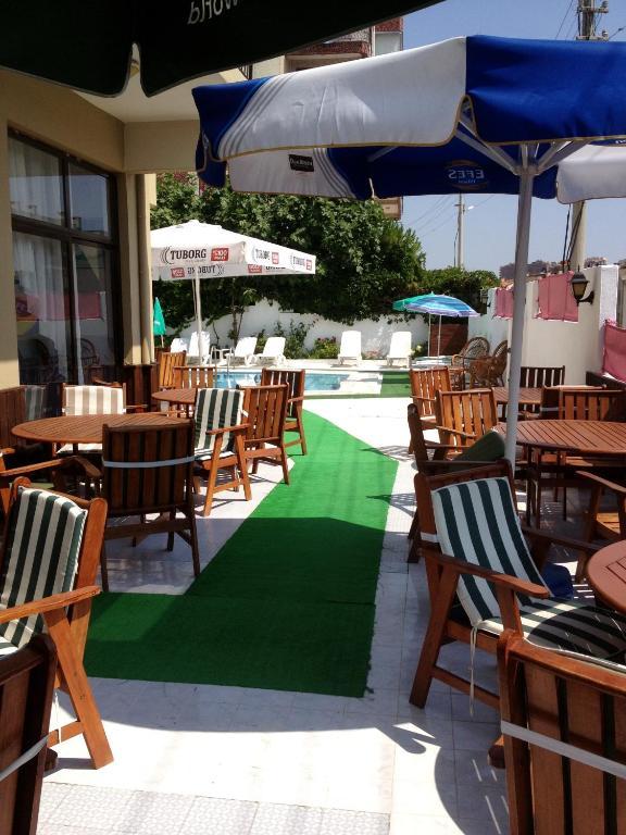 Ayda Hotel Кушадасъ Екстериор снимка