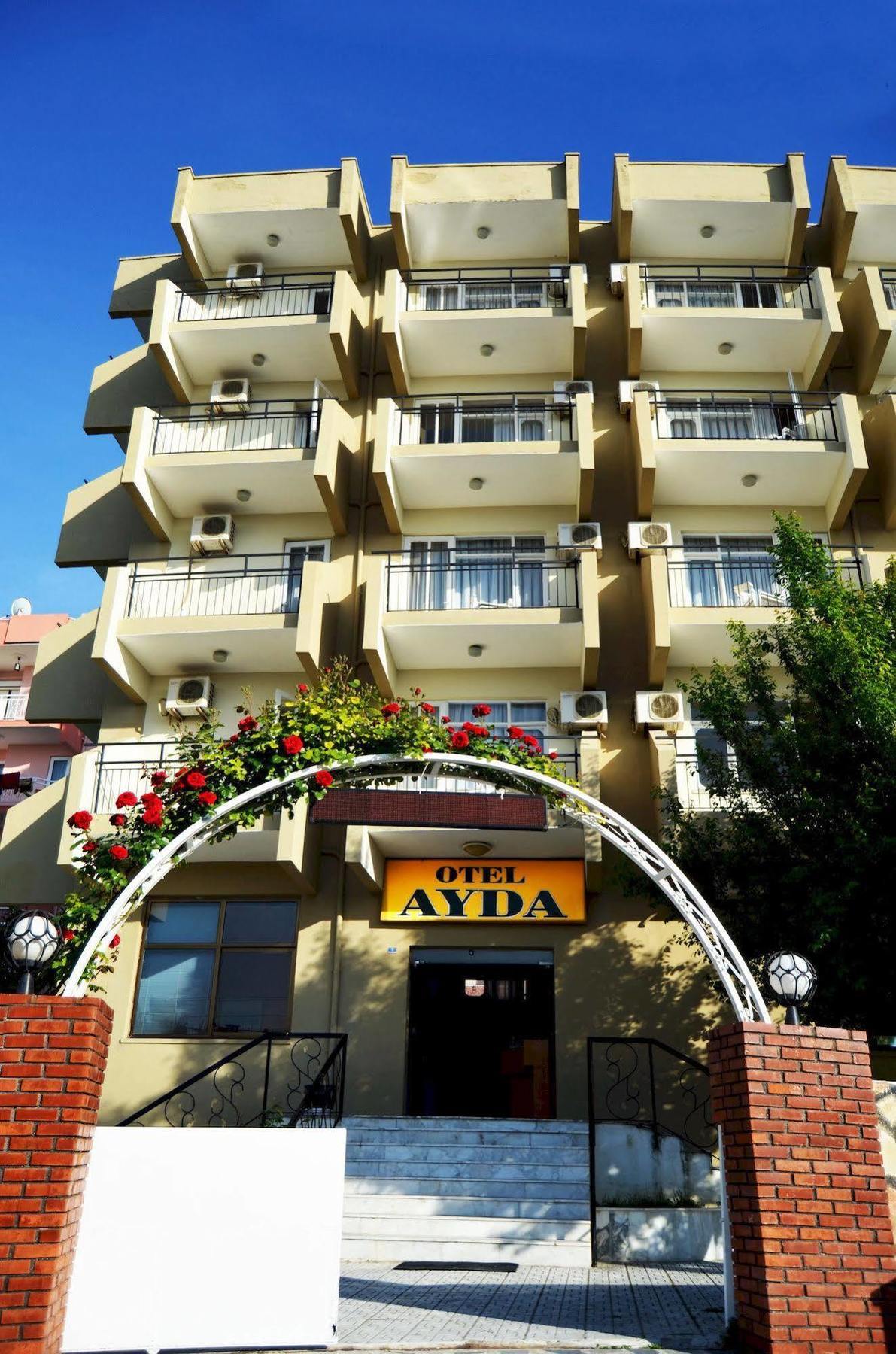 Ayda Hotel Кушадасъ Екстериор снимка